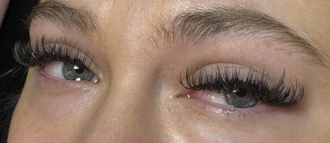 Volume eyelash extension set applied at Bama Tan Salon Tuscaloosa